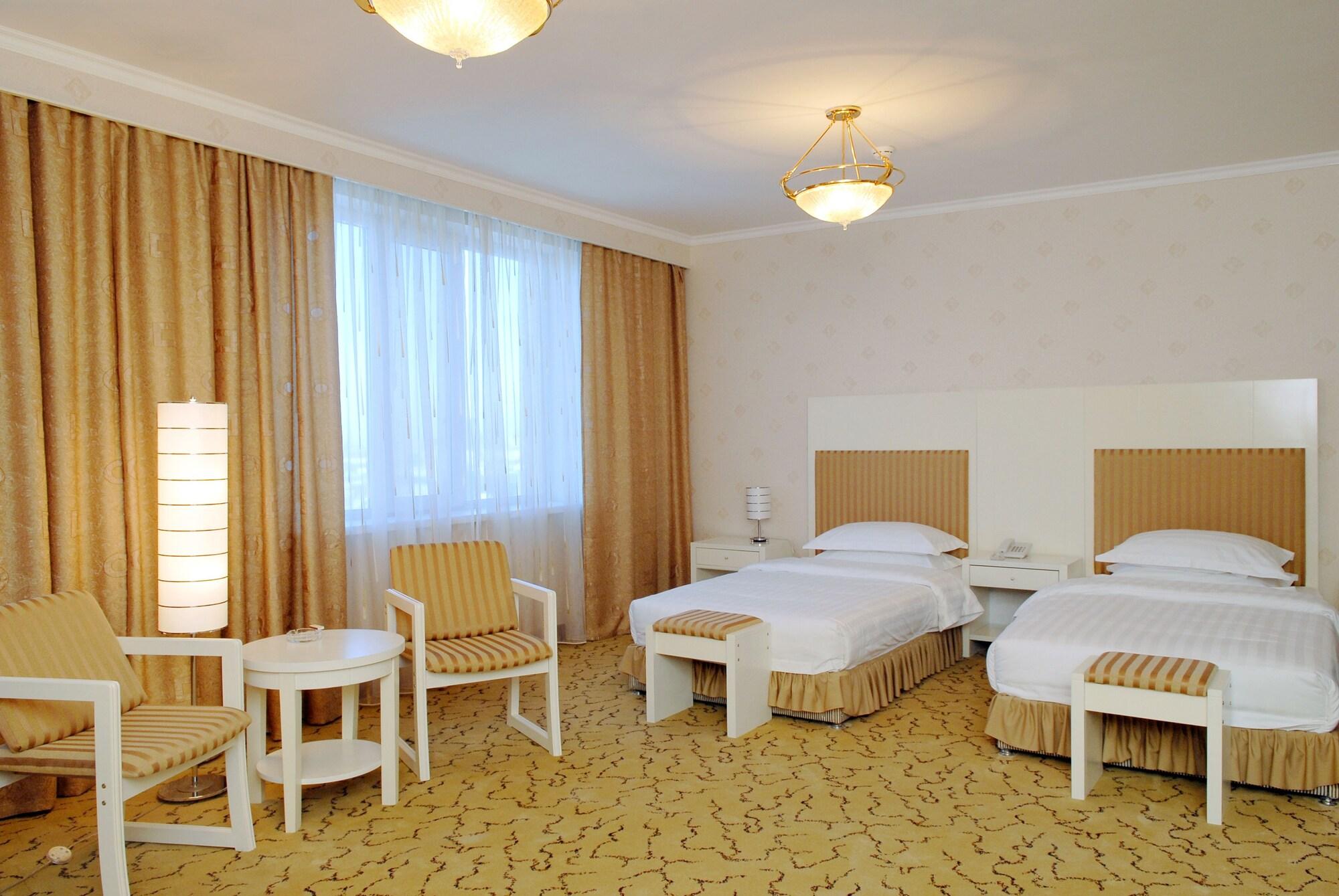 G Empire Hotel Asztana Kültér fotó