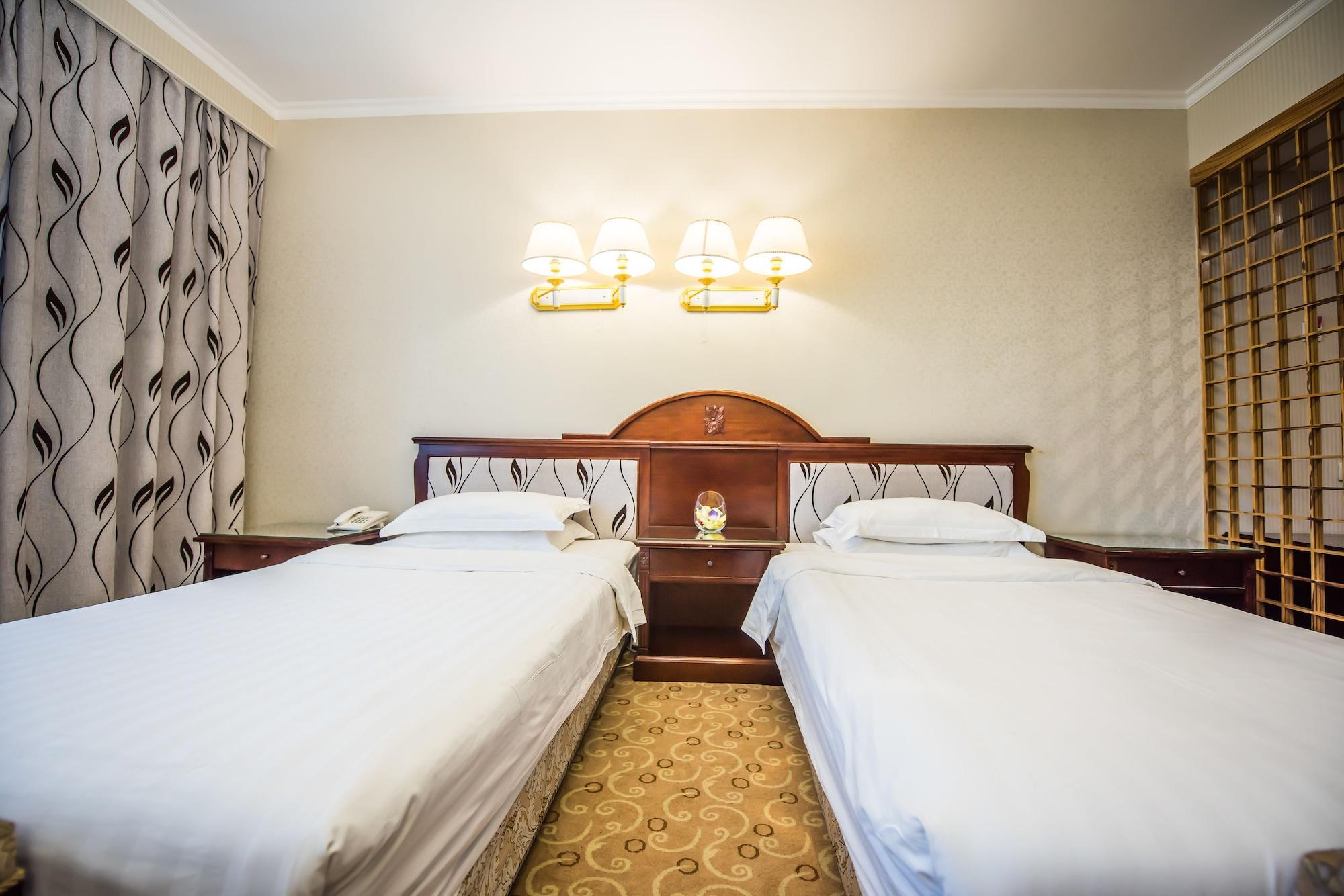 G Empire Hotel Asztana Kültér fotó