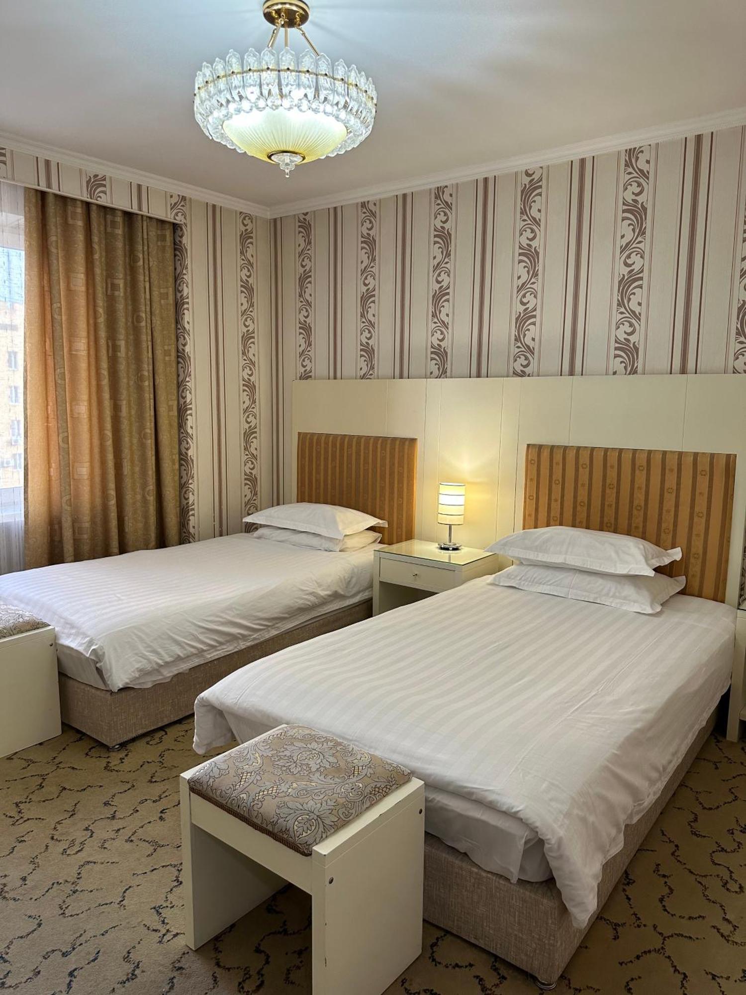 G Empire Hotel Asztana Kültér fotó