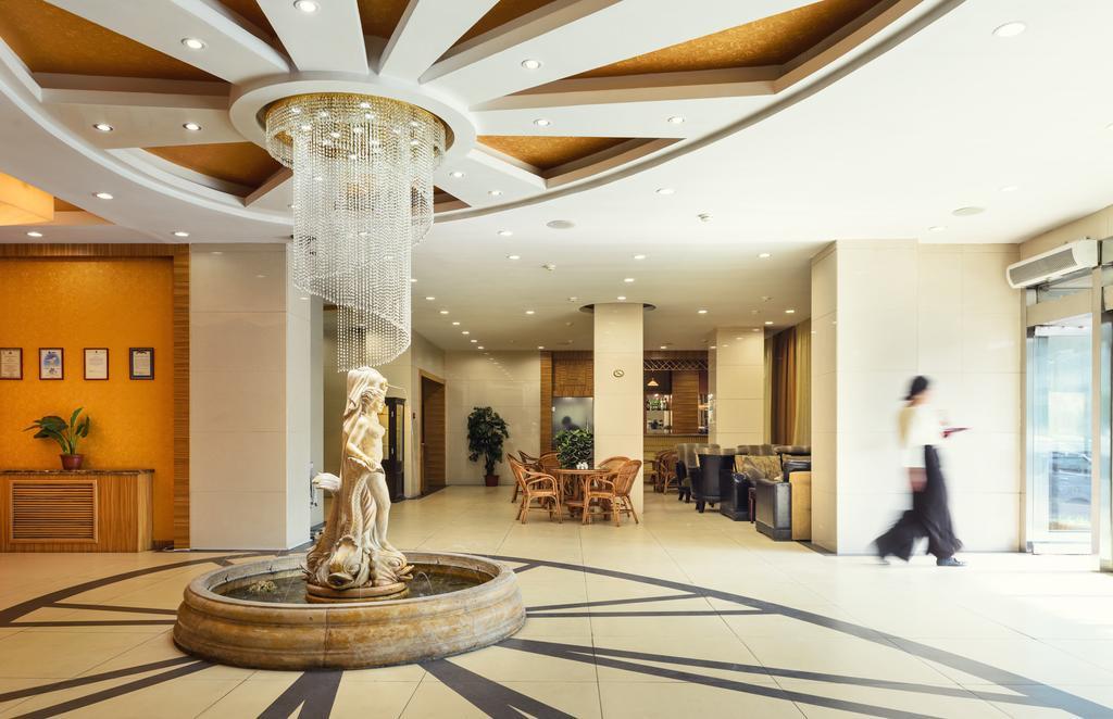 G Empire Hotel Asztana Kültér fotó